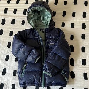 Patagonia hoodie warm jacket 4T